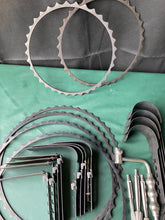 Load image into Gallery viewer, Surgical instruments retractors

