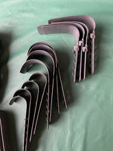 Load image into Gallery viewer, Surgical instruments retractors
